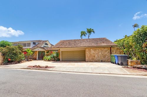 919 Kealaolu Pl, Honolulu HI  96816-5420 exterior