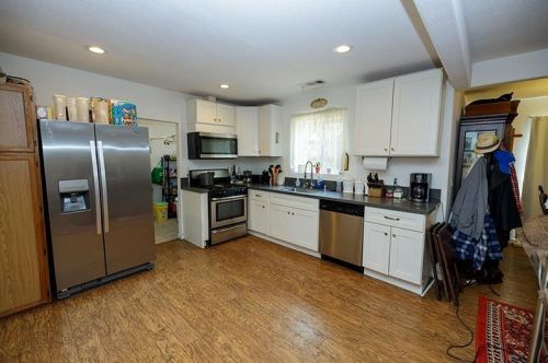 118 Bodem St, Modesto, CA 95350-6104