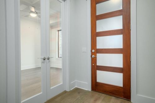 2011 Belford Dr, Austin TX  78757-8207 exterior