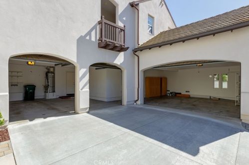 61 New Dawn, Irvine CA  92620-1977 exterior