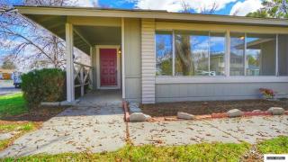 895 O Callaghan Dr, Sparks, NV 89434-3920