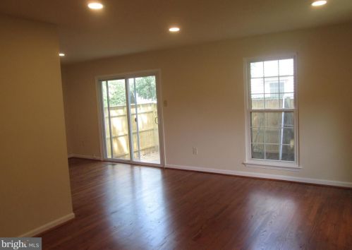 15 Valleyfield Ct, Silver Spring MD 20906-5724 exterior