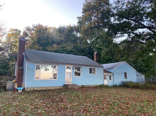 5 Williams St, Warwick, RI 02818-4311