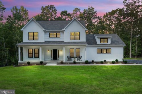 13607 Black Meadow Rd, Spotsylvania, VA 22553-4100
