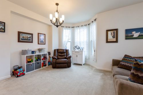 2490 Fallbrook Dr, Pingree Grove, IL 60140-9059