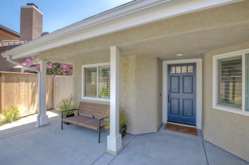 7942 Calle Posada, Carlsbad, CA 92009-9304
