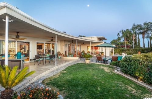 1629 Heather Ridge Dr, Glendale CA  91207-1035 exterior