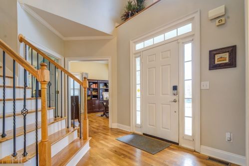 7191 Crestview Dr, Porterdale, GA 30014-3265