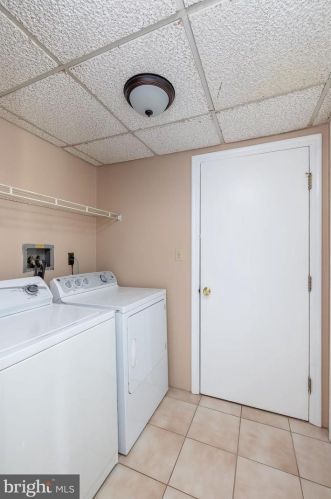 15 Delaware Ave, Trenton NJ  08628-2002 exterior