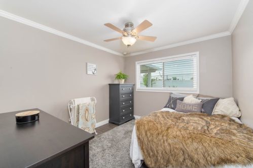 3702 Kingsway Ave, Anaheim CA  92804-4619 exterior