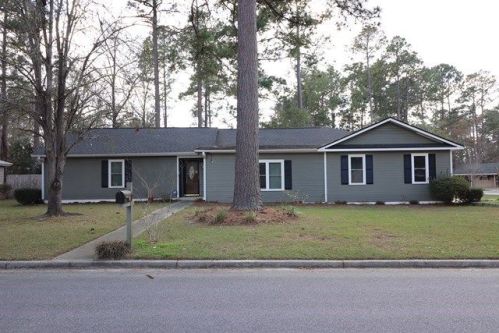 2402 Lowndes Dr, Valdosta, GA 31602-7213