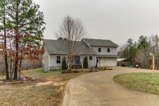 135 Hubbard St, Hohenwald, TN 38462-3417