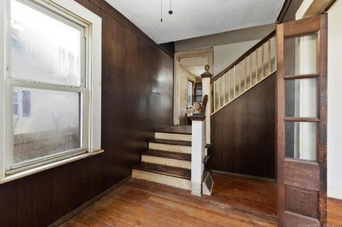 62 Berkeley Ter, Milford, CT 06460-4921