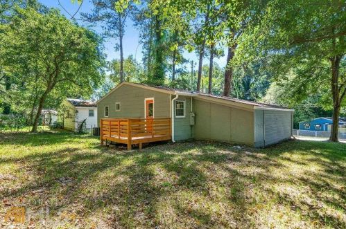 2335 Jackson Dr, Atlanta GA  30344-5404 exterior