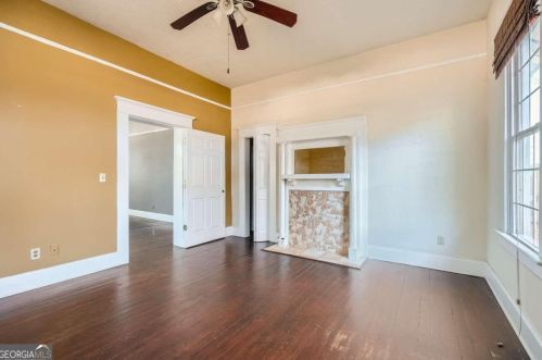446 Holderness St, Atlanta GA  30310-1758 exterior