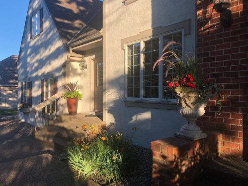 13606 Duluth Dr, Saint Paul MN 55124-8797 exterior