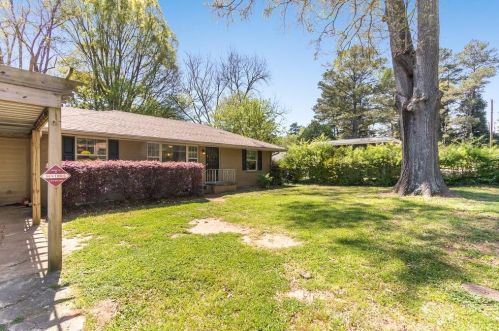 95 Bromack Dr, Atlanta GA  30315-6525 exterior