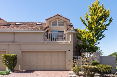 1 Mayflower Ln, San Carlos, CA 94070-1537