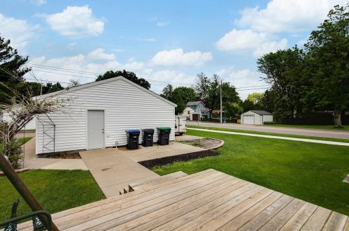 2495 13th Ave, Saint Paul MN  55109-2437 exterior