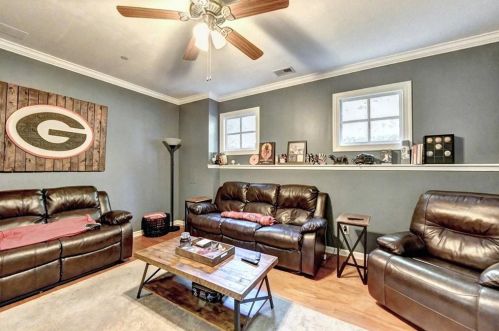 831 Mountain View Ter, Marietta GA  30064-2089 exterior