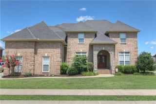 2013 Prestwick Dr, Murfreesboro, TN 37130-2349