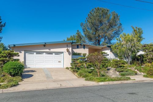 310 Cottonpatch Way, El Cajon, CA 92020-2916