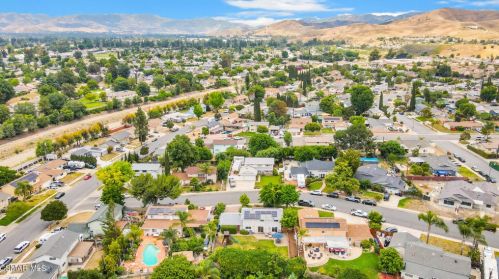 2839 Elizondo Ave, Simi Valley CA 93065-4615 exterior