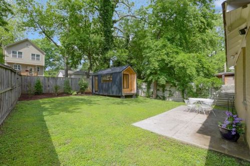 1102 Hawthorne St, Atlanta GA  30307-2609 exterior