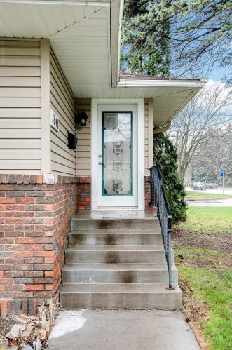 1848 4th St, Saint Paul MN  55110-3165 exterior