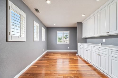 12611 Avocado Way, Riverside CA  92503-7031 exterior