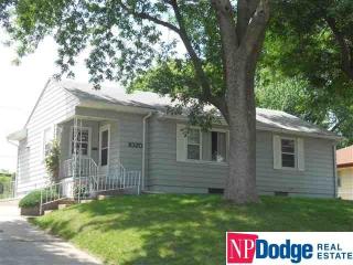1020 Parkway Dr, Bellevue, NE 68005-3952