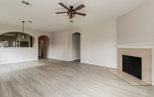 11817 Bastrop St, Webberville TX  78653-4928 exterior