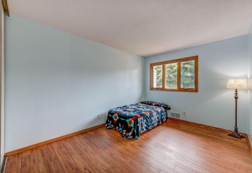 7870 Dunmore Rd, Saint Paul MN  55125-1612 exterior