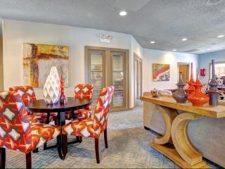 9900 Richmond Ave, Houston TX  77042-4562 exterior