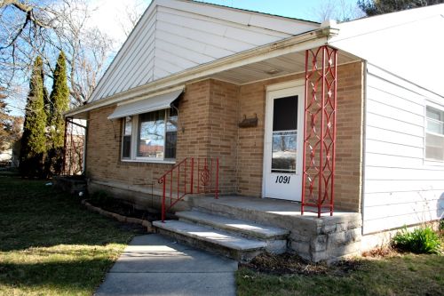 1091 Main St, Hillcrest, IL 61068-1711