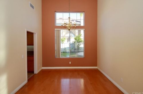 7 Figaro, Irvine CA  92606-0607 exterior