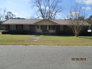 1309 Tallokas St, Moultrie, GA 31768-5903