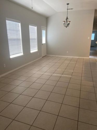 930 Jenni Dr, Midlothian, TX 76065-3659