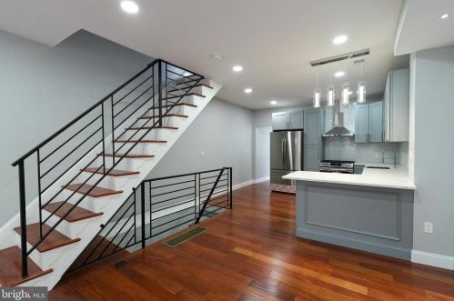 1021 Ellsworth St, Philadelphia PA  19147-4637 exterior