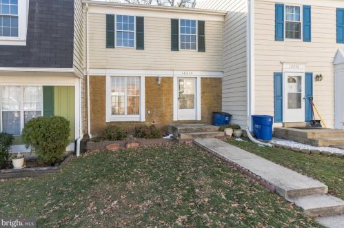 12234 Nutmeg Ct, Woodbridge, VA 22192-1748