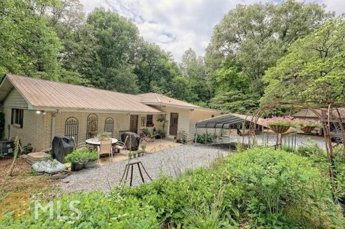 5511 Duncan Bridge Rd, Cleveland, GA 30528-4009