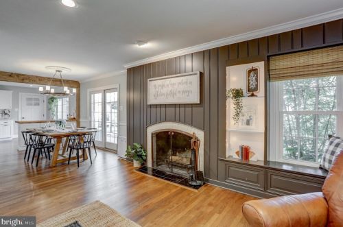 1220 Country Club Dr, Lancaster PA  17601-5208 exterior