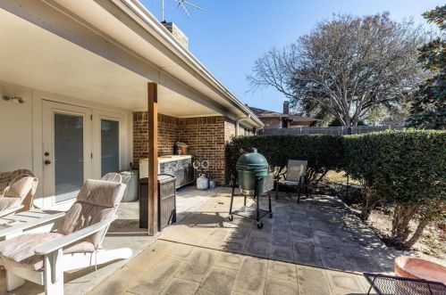 6504 Victoria Ave, Fort Worth TX  76180-8048 exterior