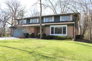53 Cedar Ln, Half Day, IL 60069-3106