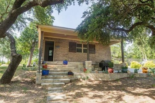 3608 De Cordova Ranch Rd, Granbury TX 76049-6262 exterior