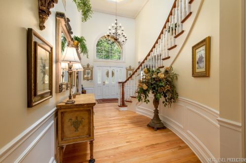 215 Crooked Tree Ct, Naperville, IL 60565-5433