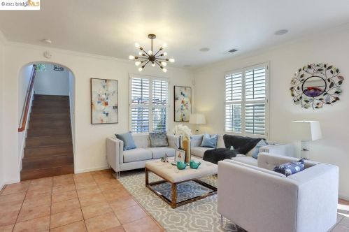 9824 Belladonna Dr, San Ramon, CA 94582-5264