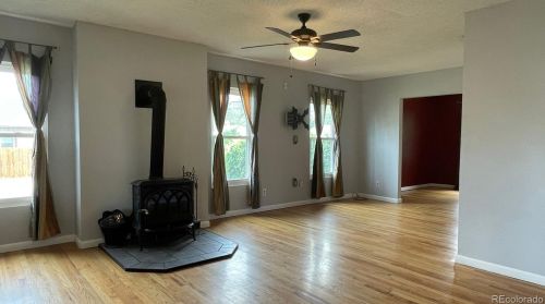 2900 Bannock St, Englewood CO 80110-1518 exterior