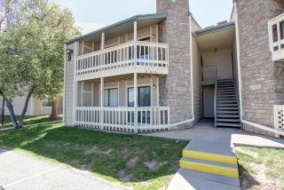 8335 Fairmount Dr, Denver CO  10102-1130 exterior
