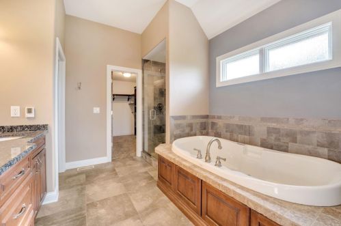 1100 Hyde Park, Crown Point IN 46307-7881 exterior